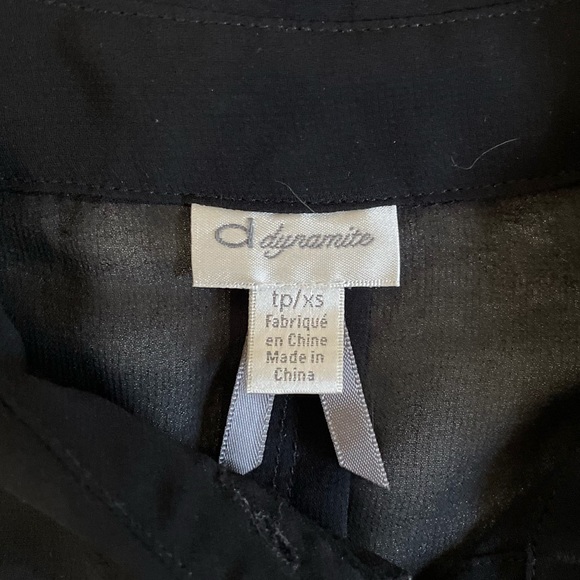 ❤️‍🔥3/$22❤️‍🔥 DYNAMITE Black sheer button-up blouse - Picture 2 of 7